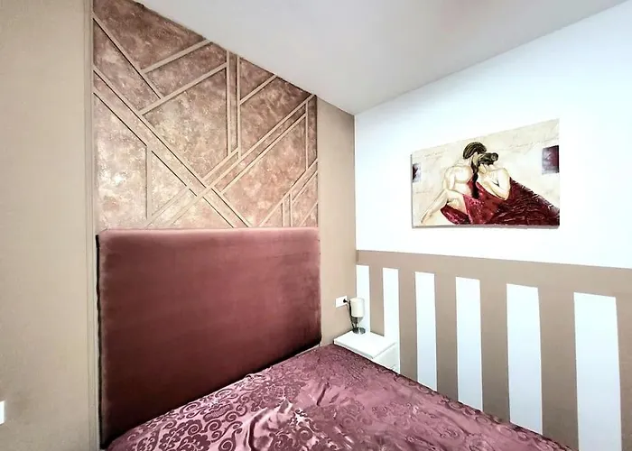 Apartment Flamenco, Exclusivo De Dos En El Pleno Del Casco Antiguo, Alicante, Playa, Centro Historico, Rambla *